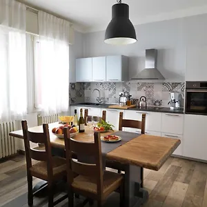  Ferienhaus Ginevra's Country